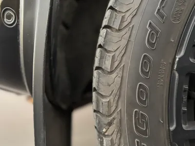 2023 لاند روفر ديفيندر اتش اس اي