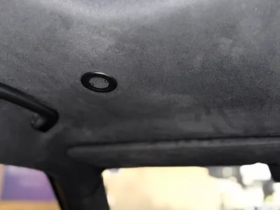 2023 لاند روفر ديفيندر اتش اس اي