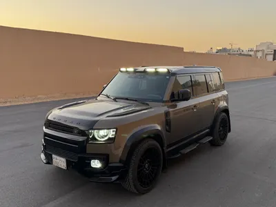 2023 لاند روفر ديفيندر اتش اس اي