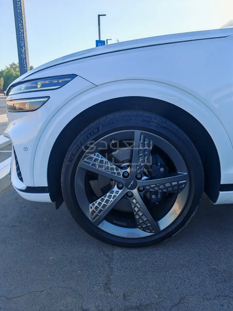 2022 جينيسيس جي في 70