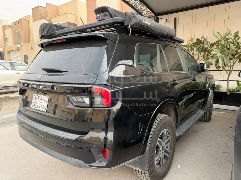 2024 فورد ايفرست