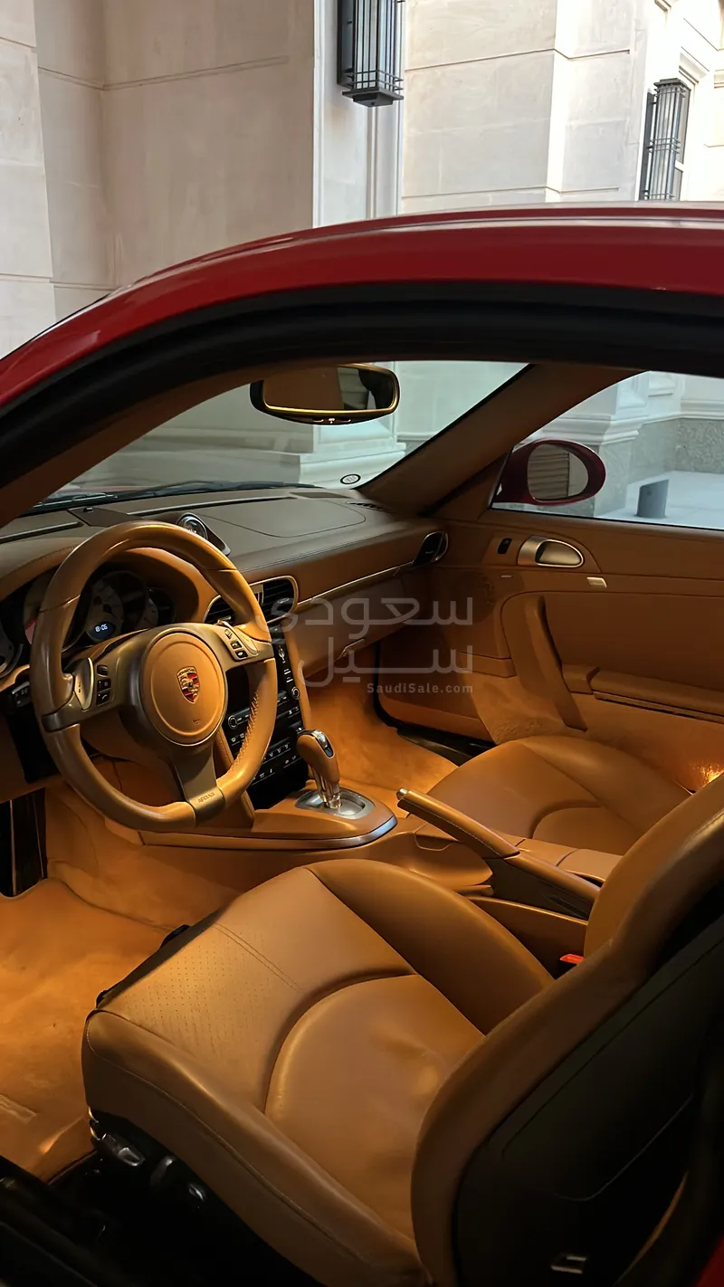 2011 بورش 911 كاريرا 4 اس