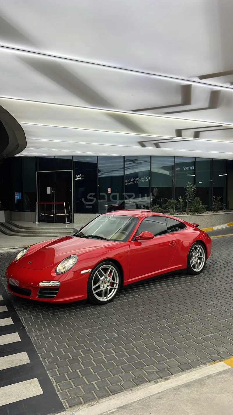 2011 بورش 911 كاريرا 4 اس