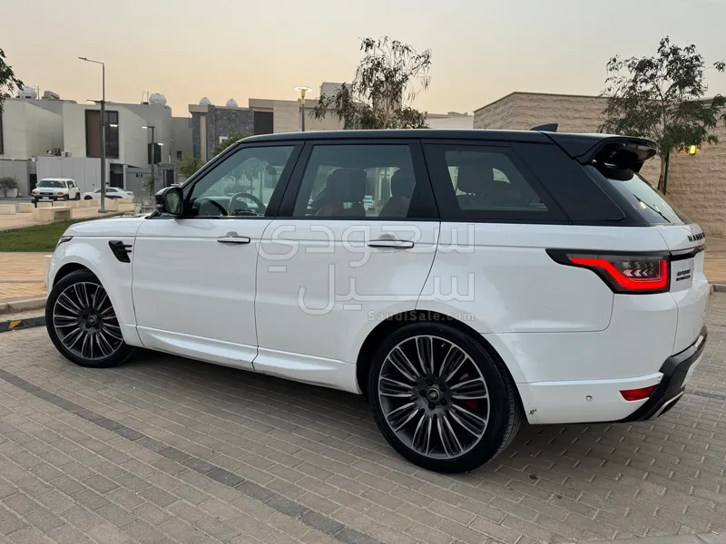 2020 لاند روفر رينج روفر سبورت اوتوبيوجرافي