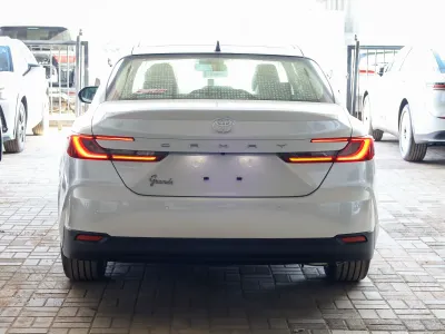 2026 تويوتا كامري غراندي