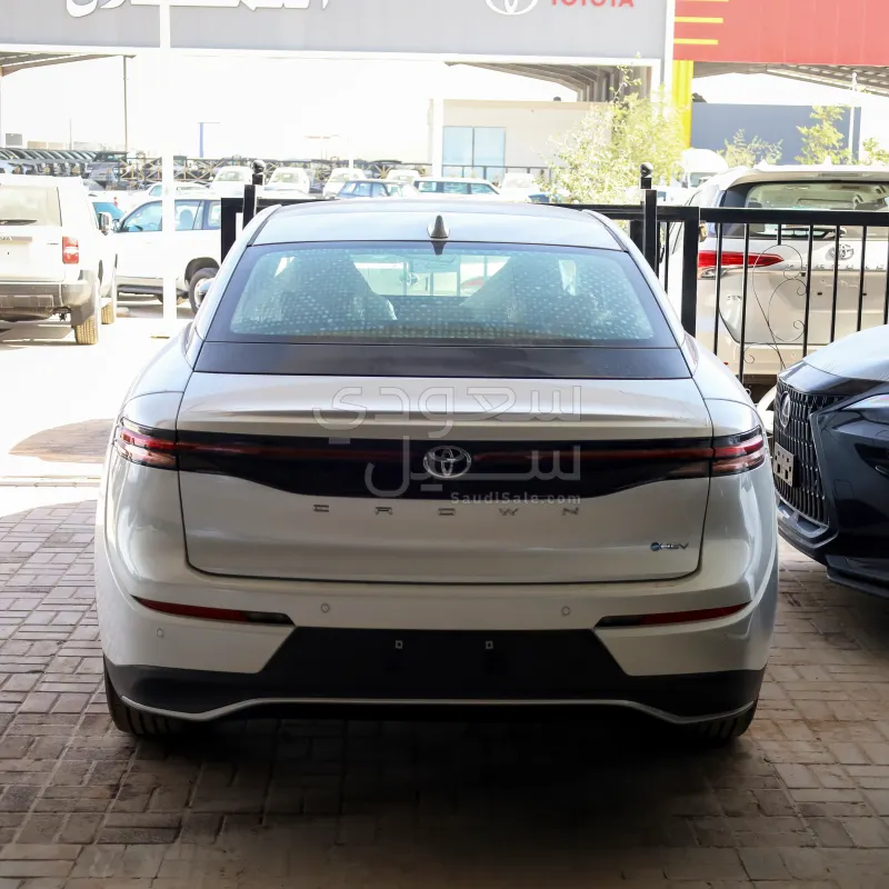 2026 تويوتا كراون