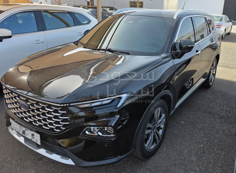 2023 فورد تيريتوري تيتانيوم بلس