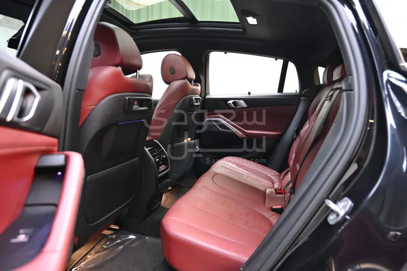 2020 بي ام دبليو الفئة اكس 6