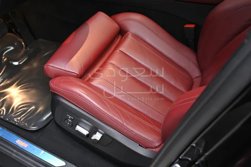 2020 بي ام دبليو الفئة اكس 6