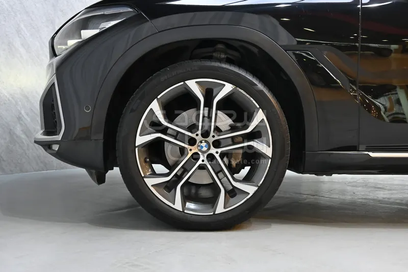 2020 بي ام دبليو الفئة اكس 6