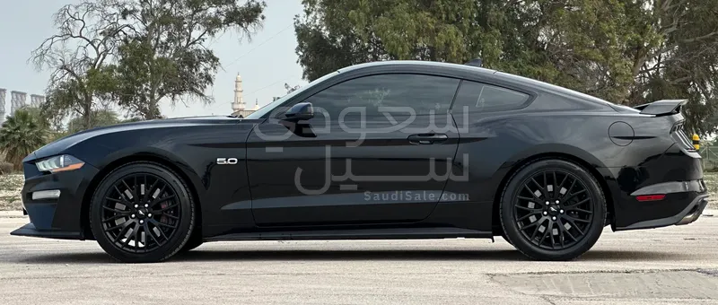 2021 فورد موستانغ جي تي بريموم 1