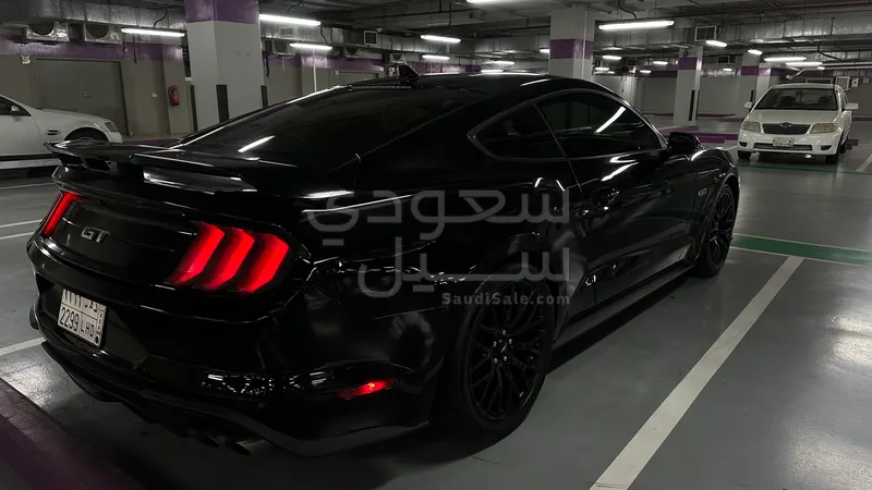 2021 فورد موستانغ جي تي بريموم 1