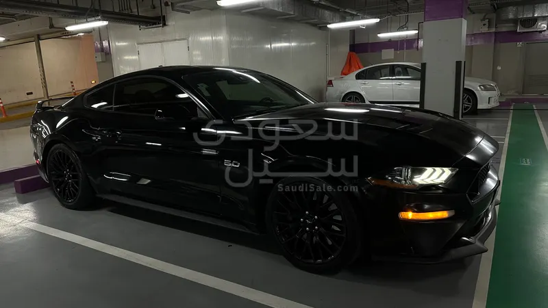 2021 فورد موستانغ جي تي بريموم 1