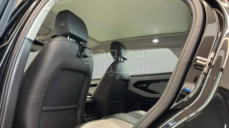 2025 لاند روفر رينج روفر ايفوك