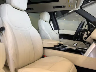 2025 لاند روفر رينج روفر فوج