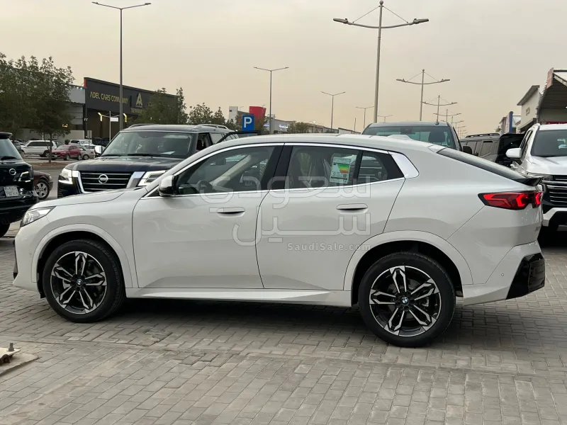 2026 بي ام دبليو الفئة اكس 2