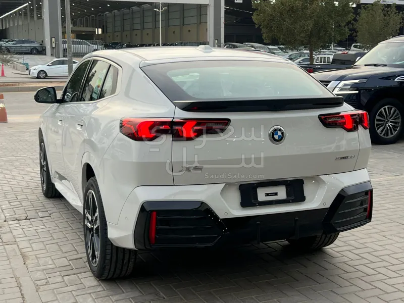 2026 بي ام دبليو الفئة اكس 2