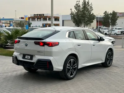 2026 بي ام دبليو الفئة اكس 2