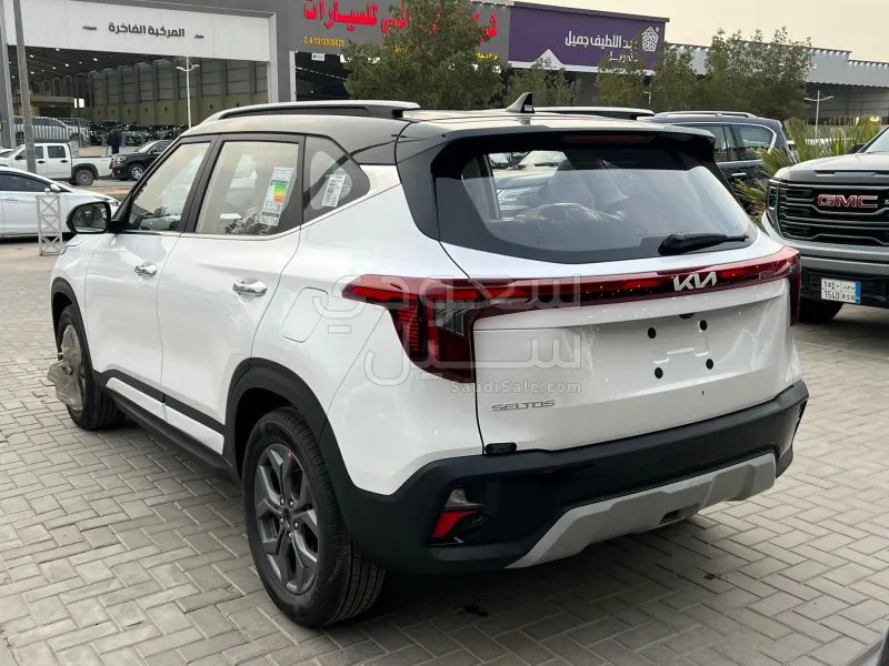 2025 كيا سيلتوس