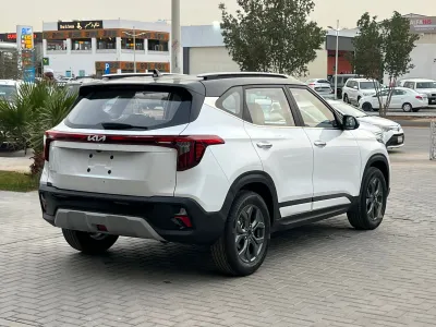 2025 كيا سيلتوس