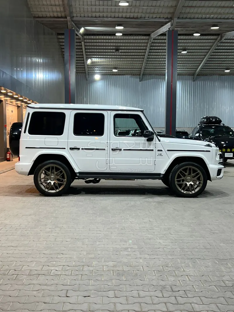 2025 مرسيدس - بنز جي 63 أي إم جي