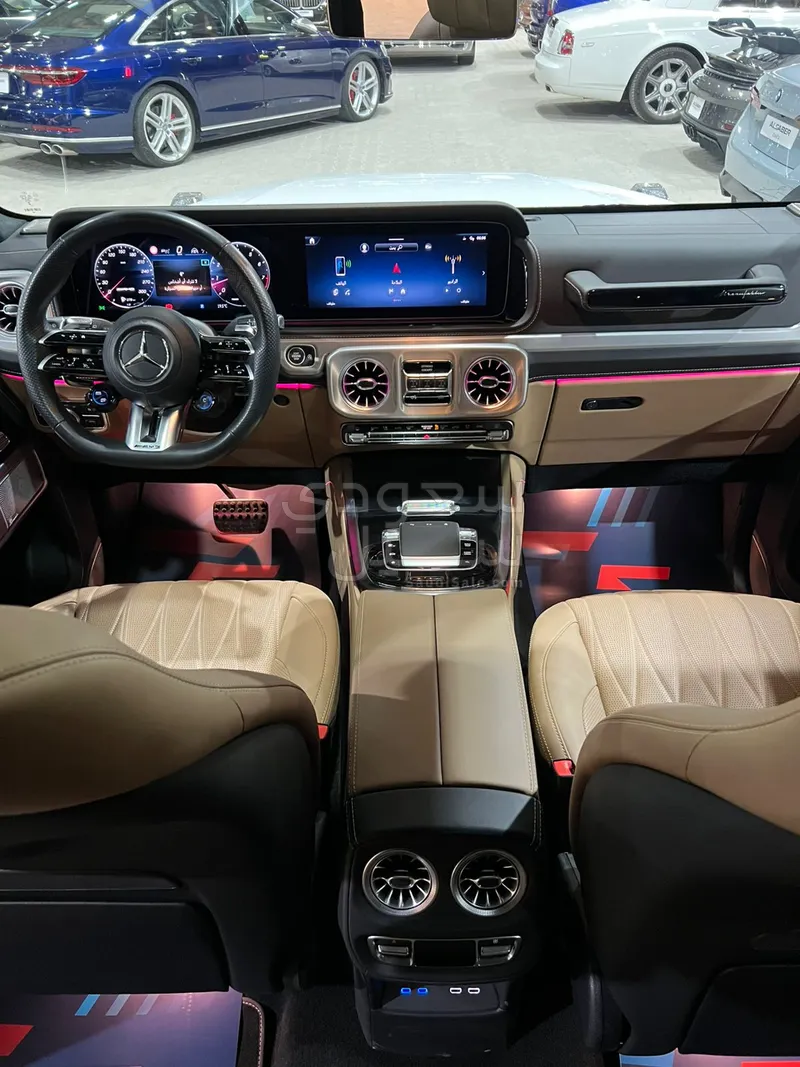2025 مرسيدس - بنز جي 63 أي إم جي