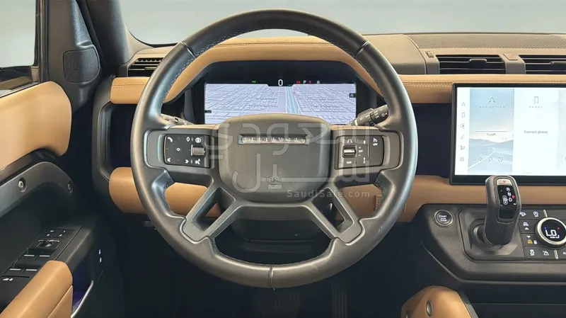 2025 لاند روفر ديفيندر اتش اس اي