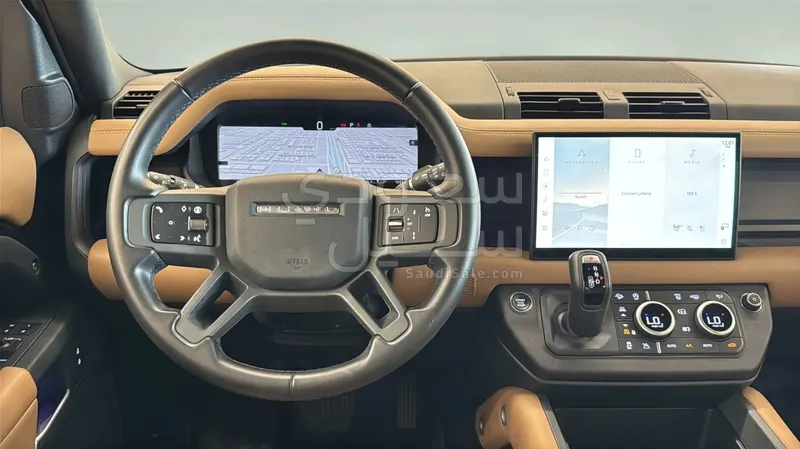 2025 لاند روفر ديفيندر اتش اس اي