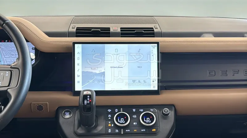 2025 لاند روفر ديفيندر اتش اس اي