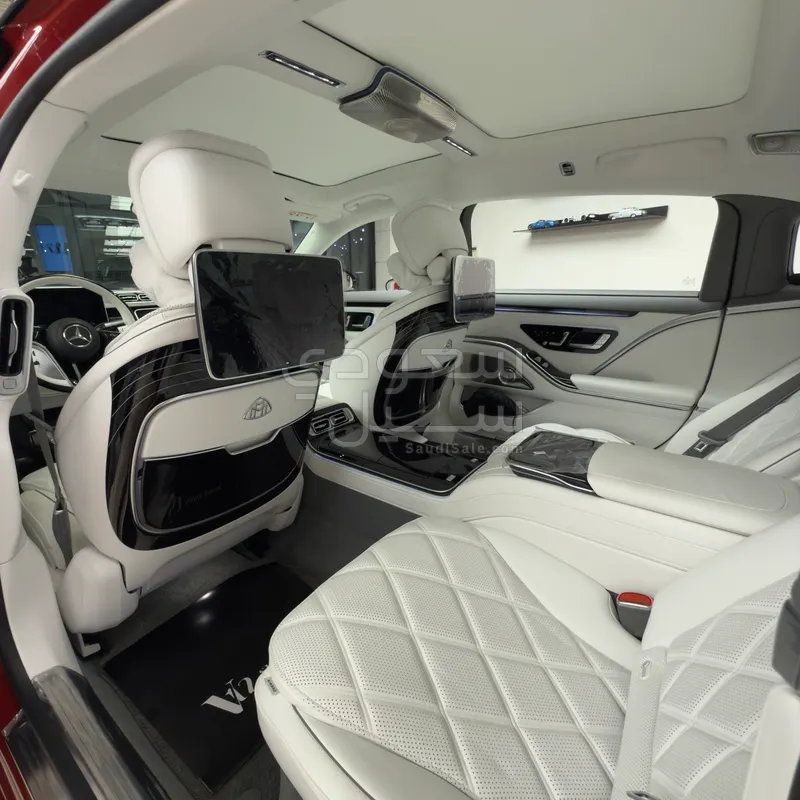 2022 مرسيدس - بنز إس 680 مايباخ