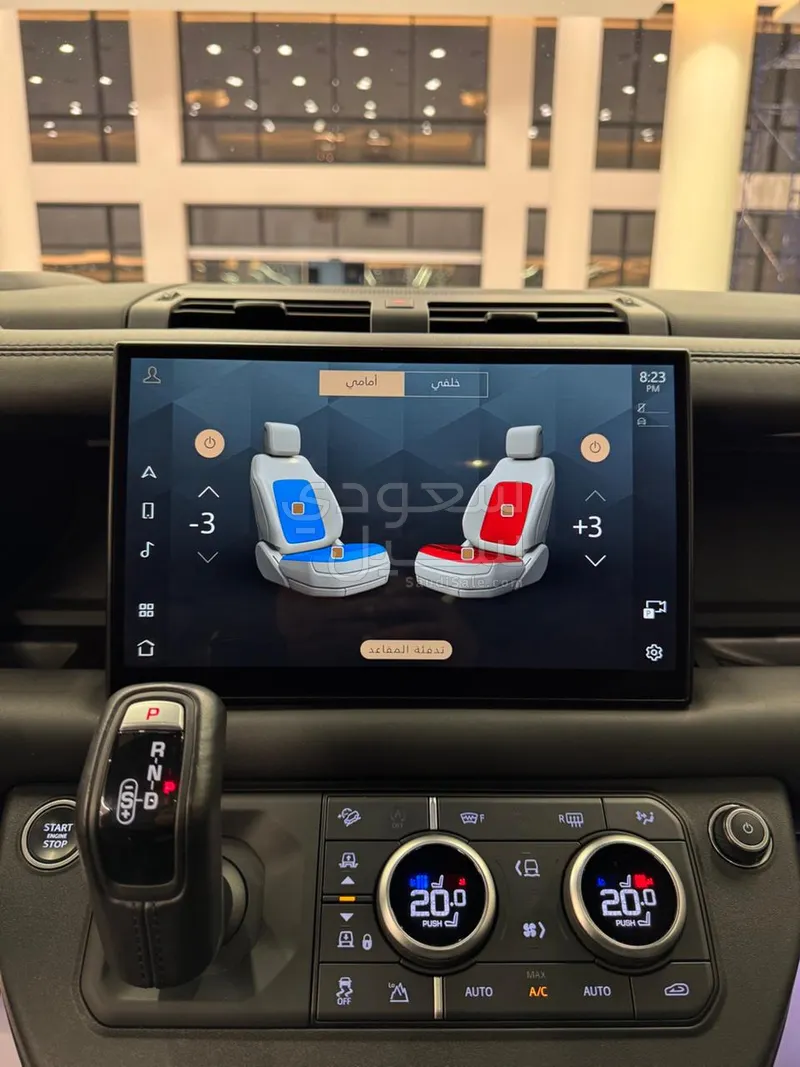 2023 لاند روفر ديفيندر 90