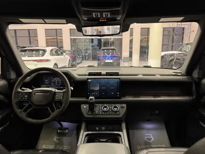 2023 لاند روفر ديفيندر 90