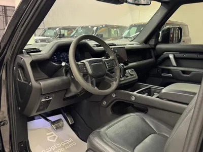 2023 لاند روفر ديفيندر 90