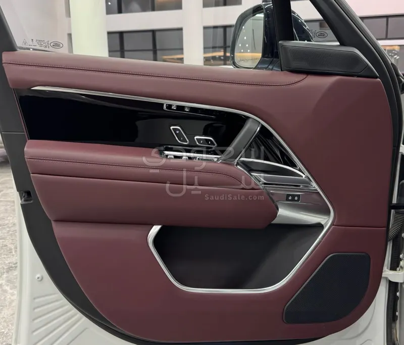 2023 لاند روفر رينج روفر اوتوبيوغرافي