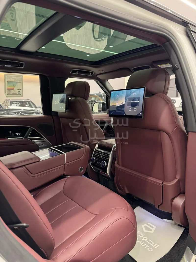 2023 لاند روفر رينج روفر اوتوبيوغرافي