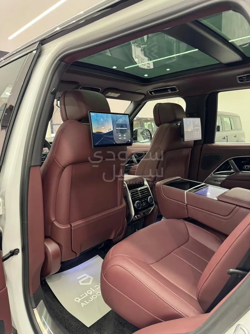 2023 لاند روفر رينج روفر اوتوبيوغرافي