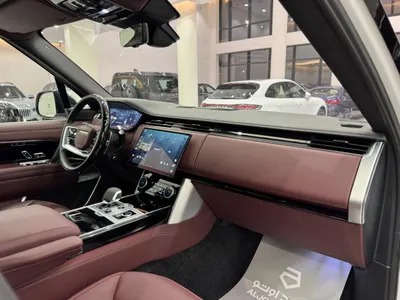 2023 لاند روفر رينج روفر اوتوبيوغرافي