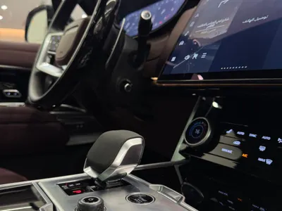 2023 لاند روفر رينج روفر اوتوبيوغرافي