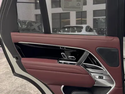 2023 لاند روفر رينج روفر اوتوبيوغرافي