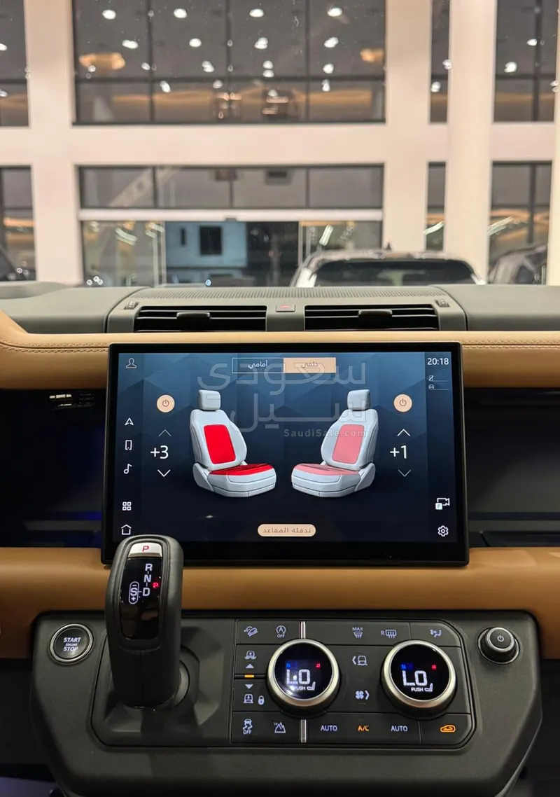 2024 لاند روفر ديفيندر اكس 110