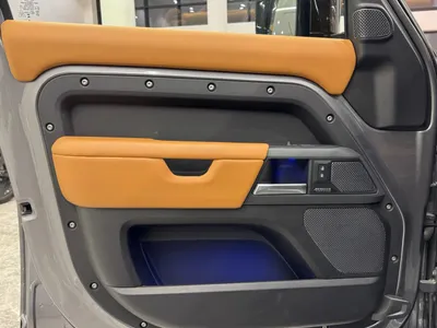 2024 لاند روفر ديفيندر اكس 110