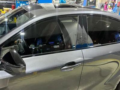 2024 لكزس آي إس 300