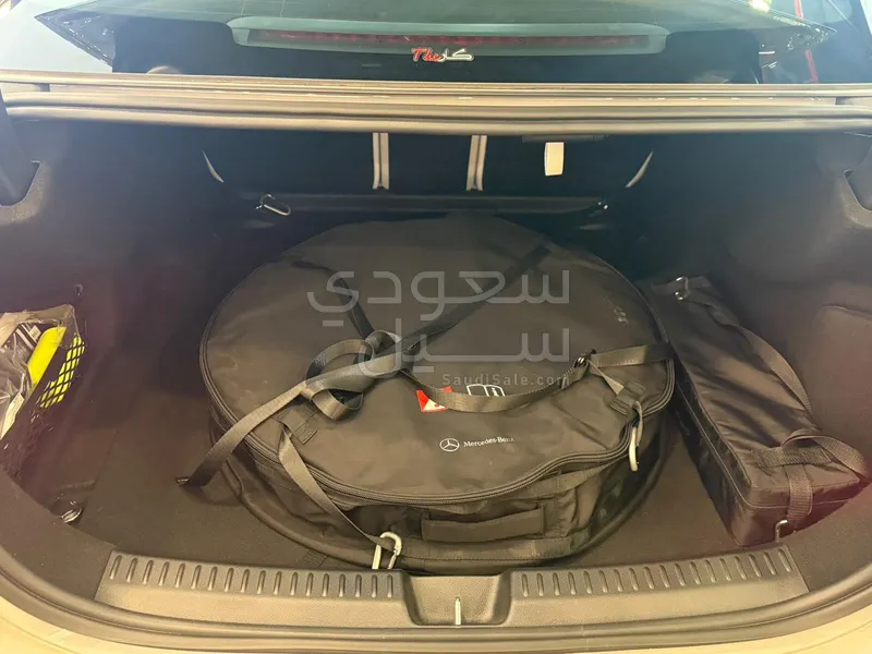 2024 مرسيدس - بنز إي 200 أي إم جي