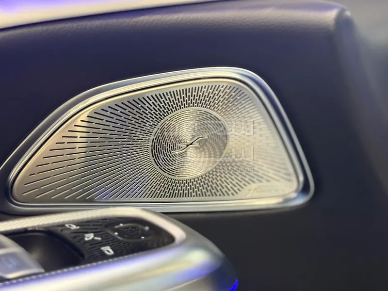 2024 مرسيدس - بنز إي 200 أي إم جي