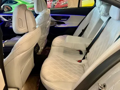 2024 مرسيدس - بنز إي 200 أي إم جي