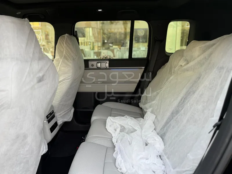 2025 بي واي دي ليوبارد 8