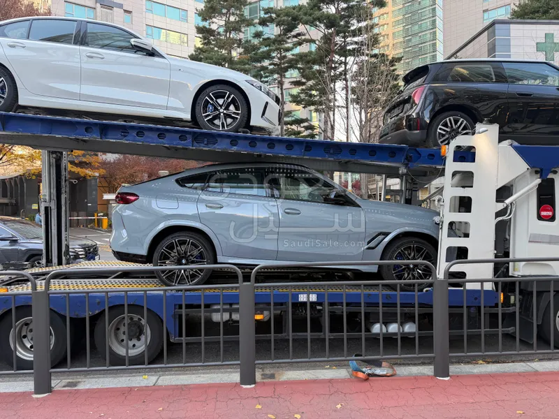 2025 بي ام دبليو الفئة اكس 6 إم كومبيتيشن