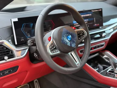 2025 بي ام دبليو الفئة اكس 6 إم كومبيتيشن