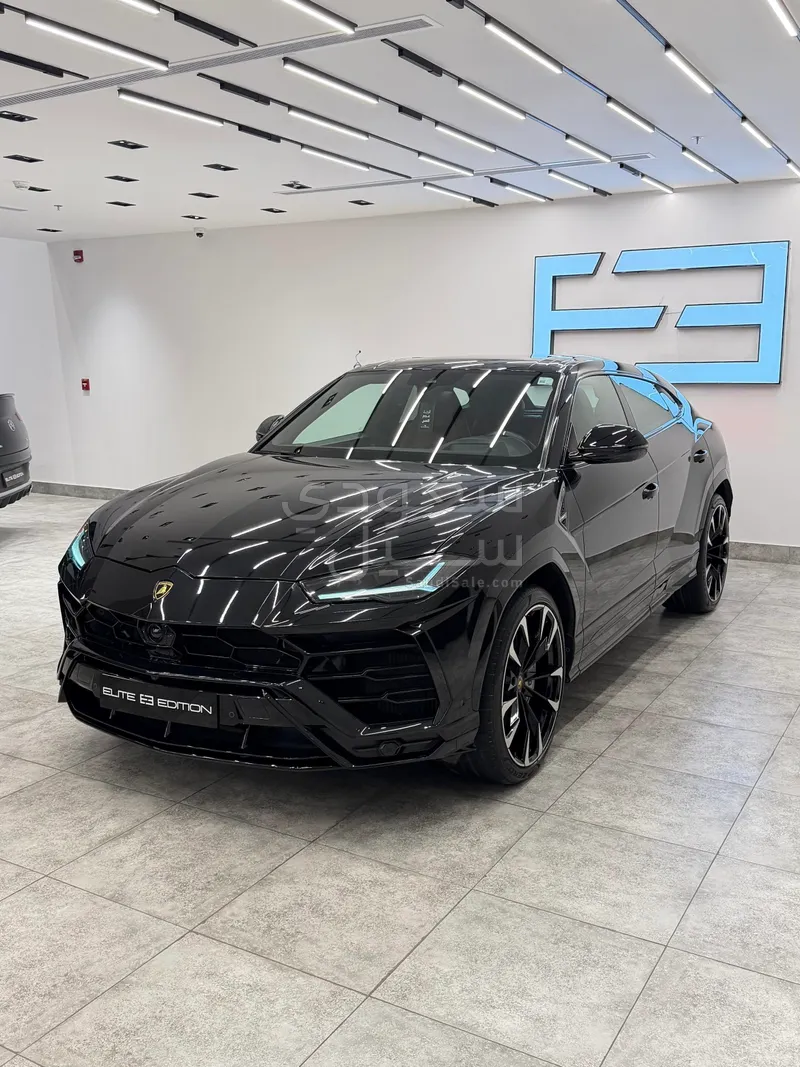 2022 لمبرجيني اوروس