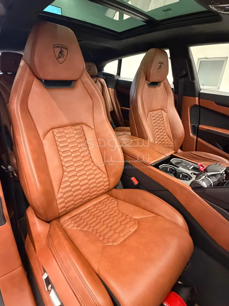 2022 لمبرجيني اوروس